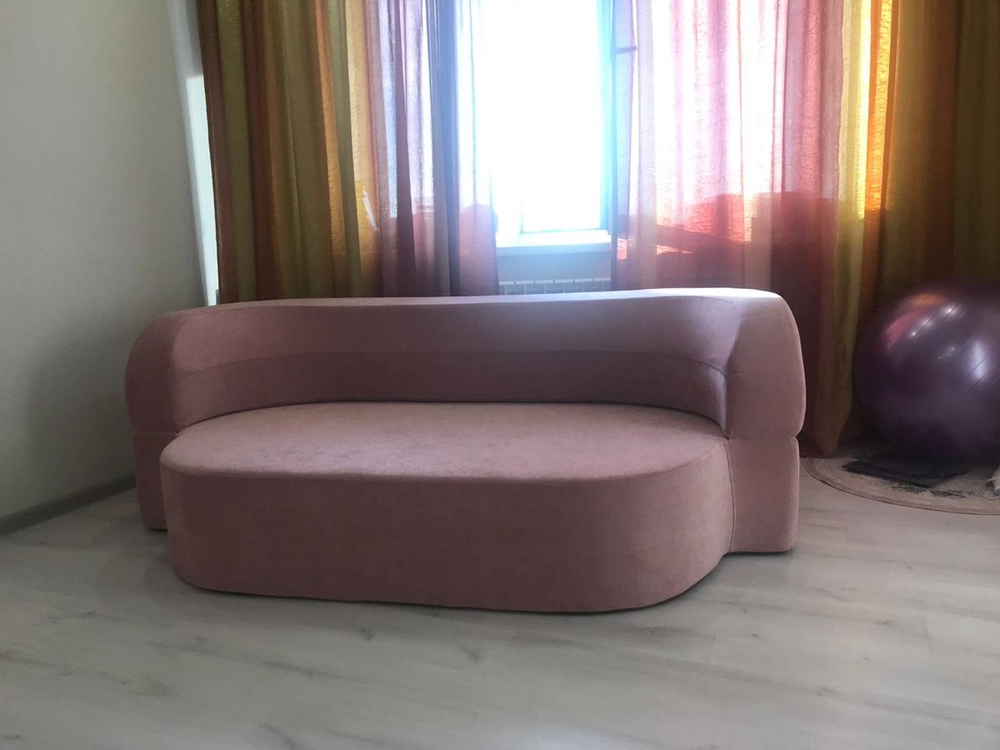 Диван Мартита